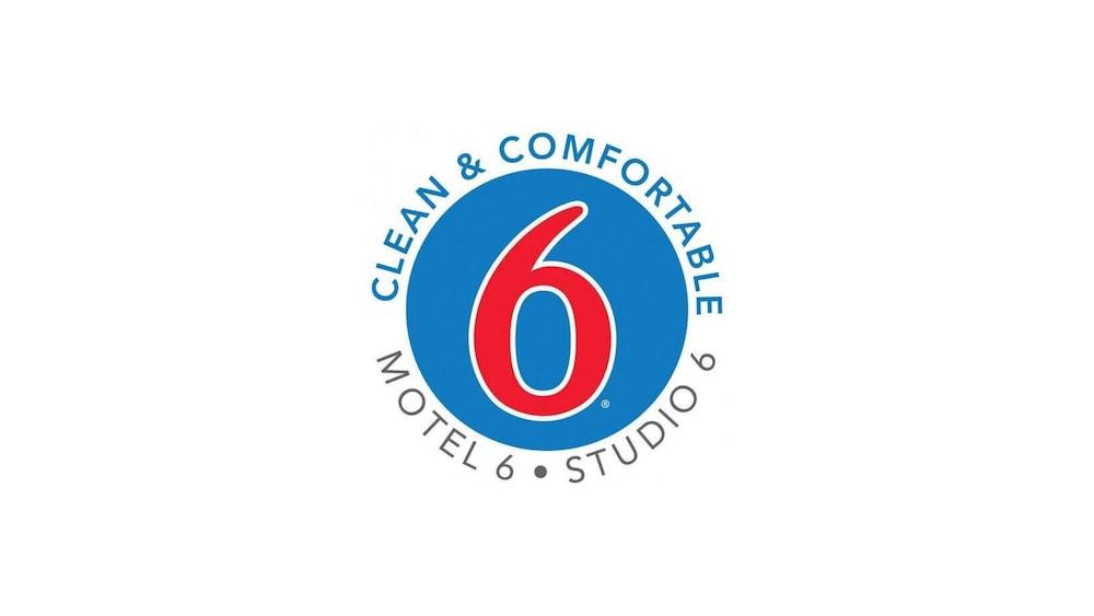 Motel 6-La Place, La Kültér fotó
